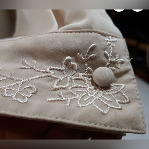 Claudia Richard Womans BLOUSE - Picture 9 of 11